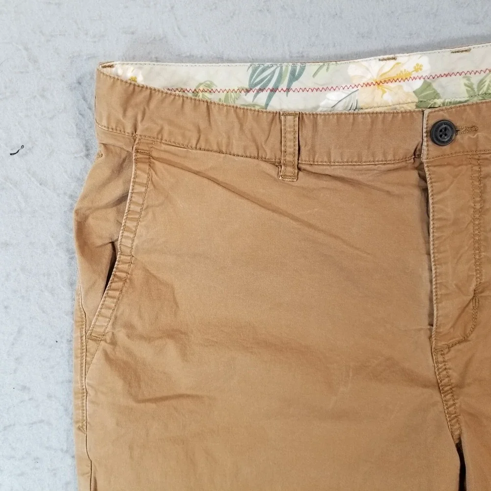 Tommy Bahama shorts men's 36x9.5 Brown‎ Flex stretch preppy outdoor